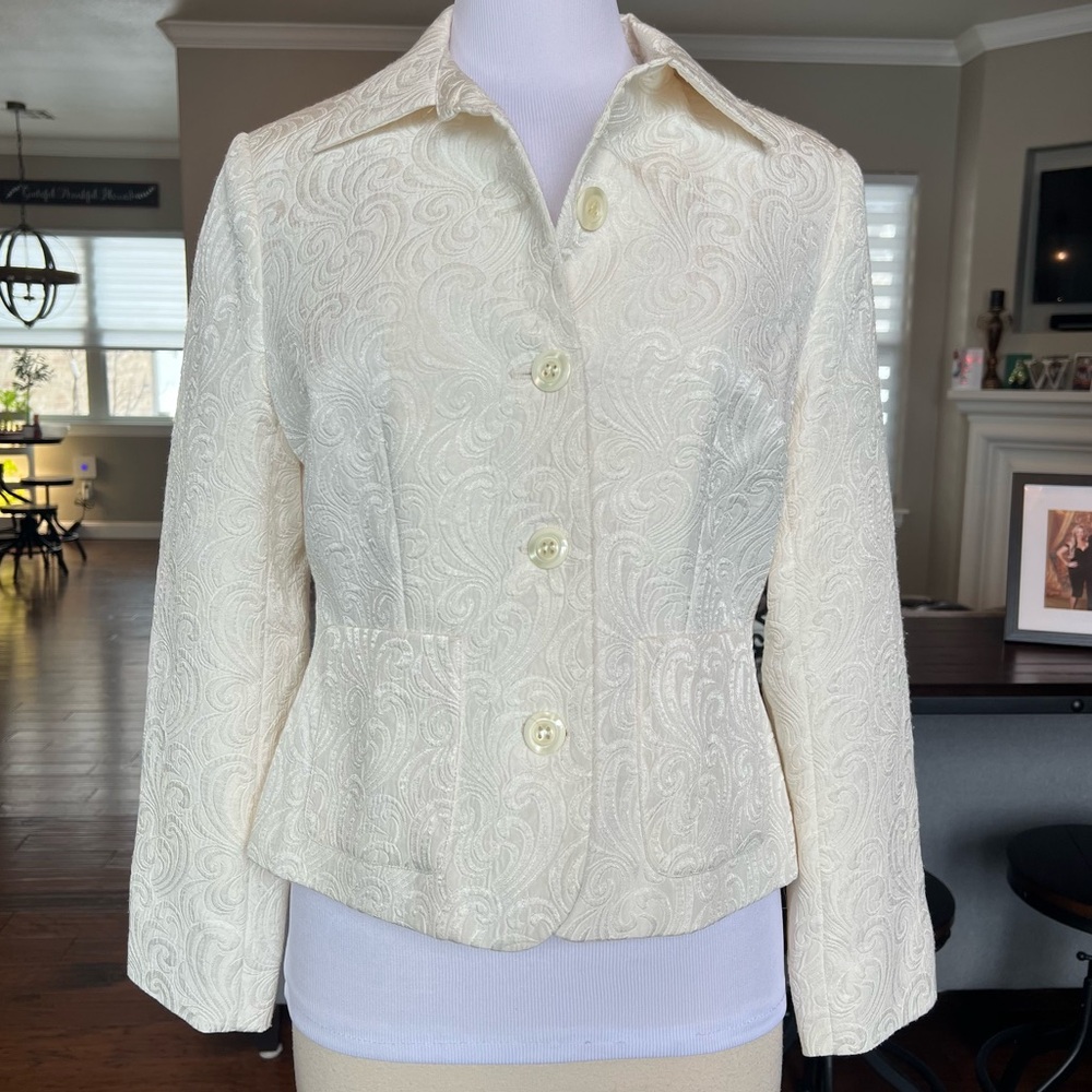Norton MacNaughten Women's Blazer Jacket 10P 10 Petite Off White Cream Jacquard